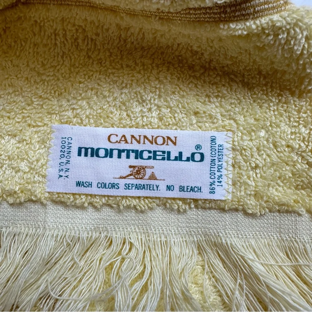 Cannon Vintage Monticello Sculpted Towel and Washcloth in Yellow